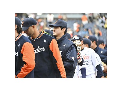 문동주 시범경기 2이닝만 던지다 교체