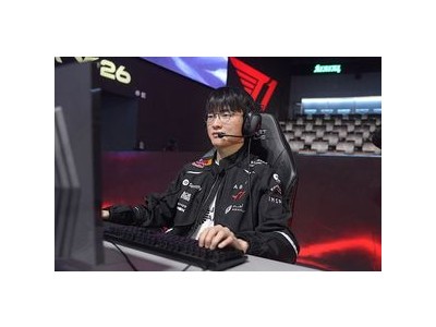 케리아 디플러스 기아전에서 카밀 서포터로 나서 화제
