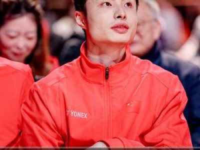 스위치 중국 간판 안방에서 충격 패배로 조기 탈락